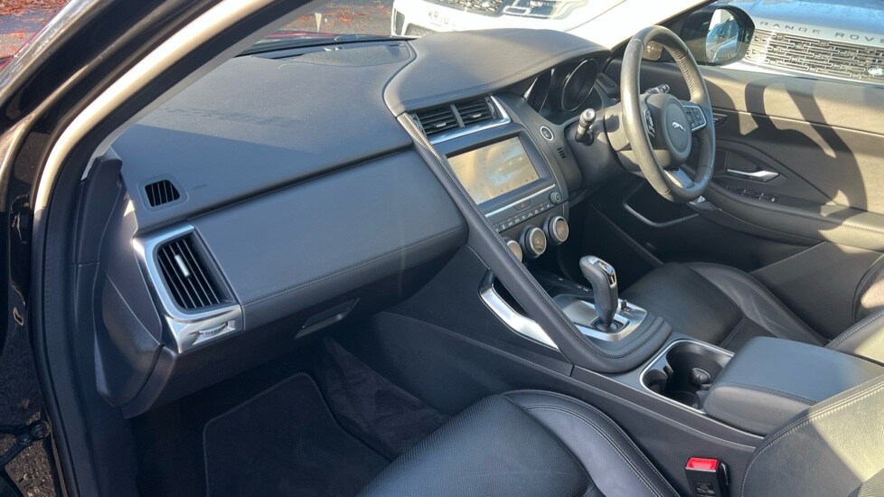 Used Jaguar E-Pace 2020 for sale - 76872354: Photo 33