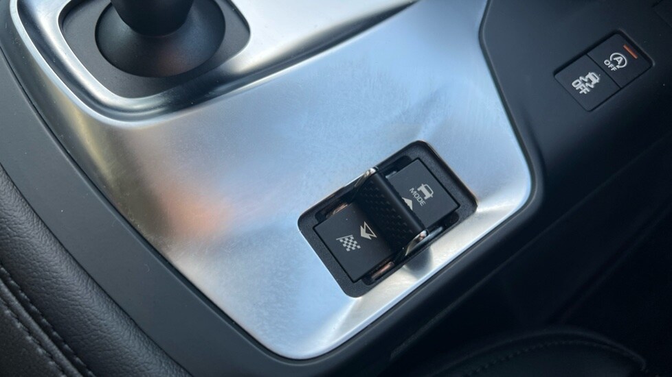 Used Jaguar E-Pace 2020 for sale - 76872354: Photo 41