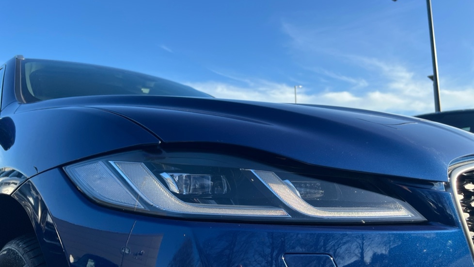 Used Jaguar F-Pace 2022 for sale - 76874662: Photo 17