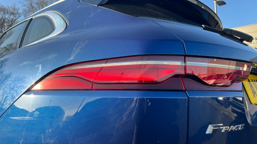 Used Jaguar F-Pace 2022 for sale - 76874662: Photo 19