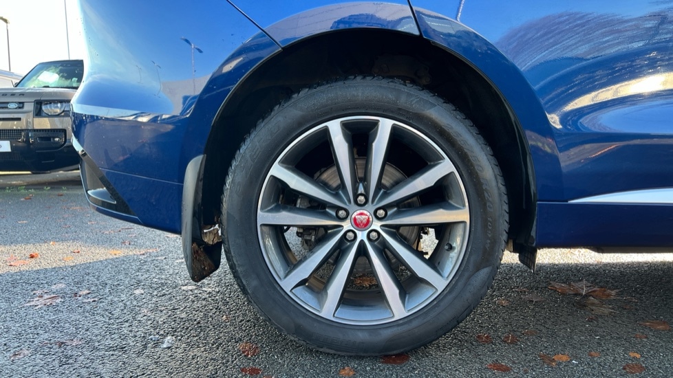 Used Jaguar F-Pace 2022 for sale - 76874662: Photo 28