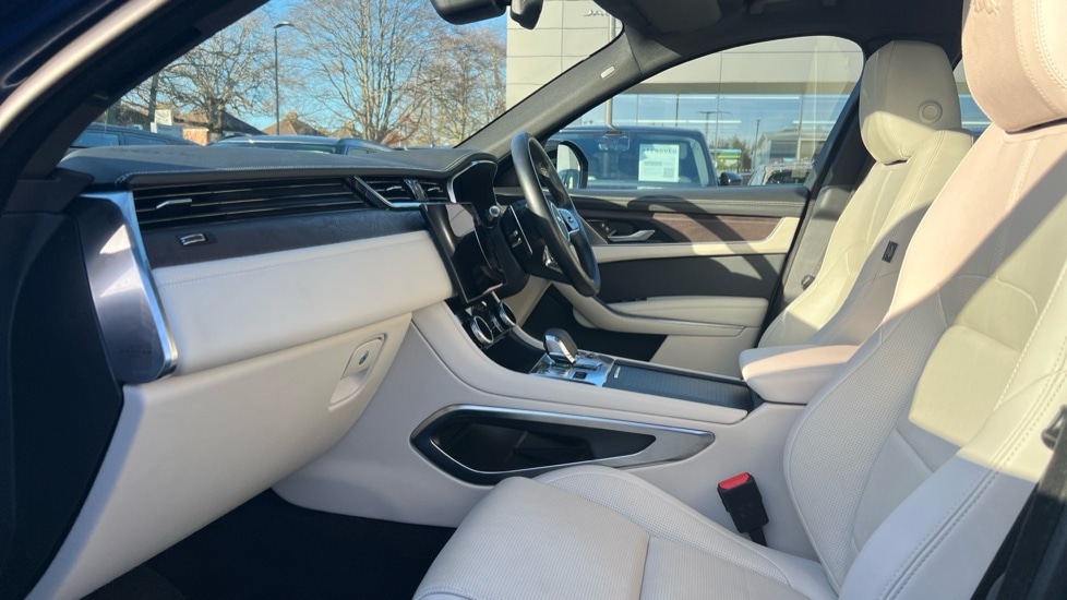 Used Jaguar F-Pace 2022 for sale - 76874662: Photo 3