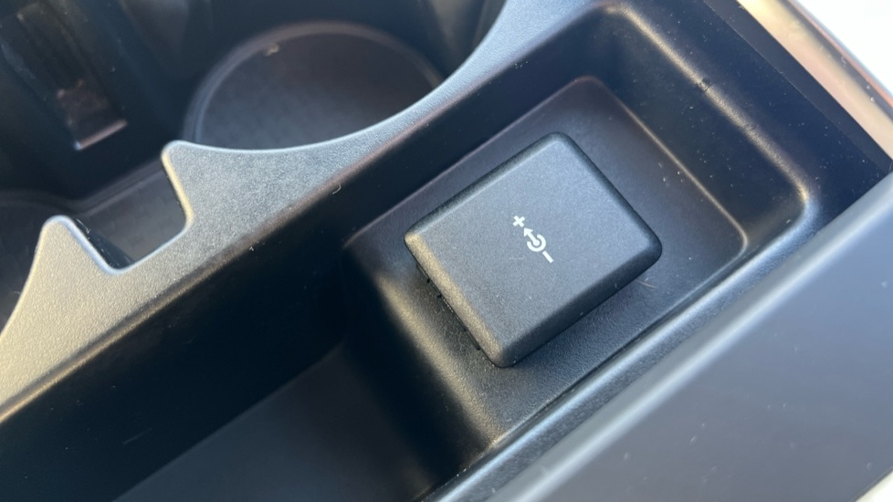 Used Jaguar F-Pace 2022 for sale - 76874662: Photo 39