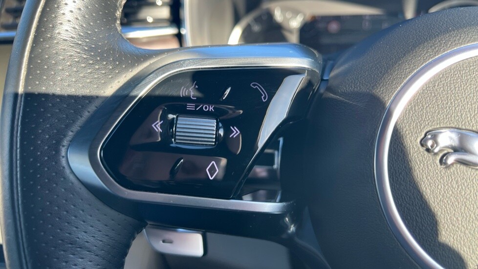 Used Jaguar F-Pace 2022 for sale - 76874662: Photo 54