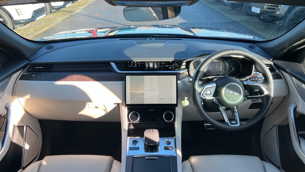 Used Jaguar F-Pace 2022 for sale - 76874662: Photo 9