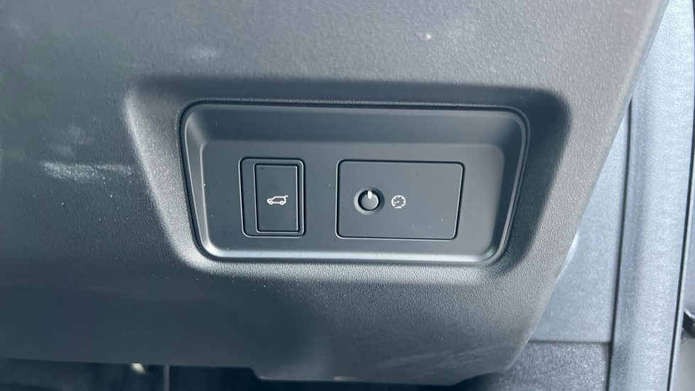 Used Jaguar E-Pace 2022 for sale - 76871334: Photo 43