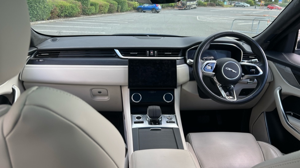 Used Jaguar F-Pace 2021 for sale - 76161366: Photo 11