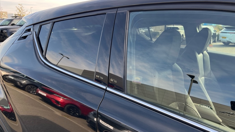 Used Toyota C-HR 2022 for sale - 76434875: Photo 44