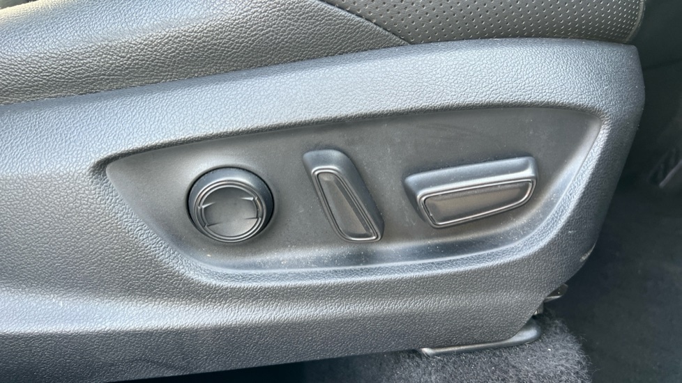 Used Toyota C-HR 2022 for sale - 76434875: Photo 45