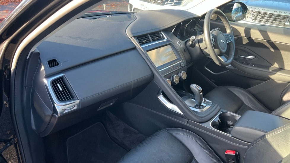 Used Jaguar E-Pace 2020 for sale - 76731654: Photo 33