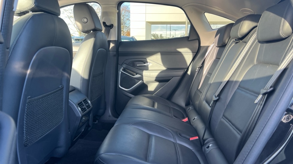 Used Jaguar E-Pace 2020 for sale - 76731654: Photo 4