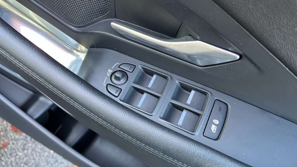 Used Jaguar E-Pace 2020 for sale - 76731654: Photo 46