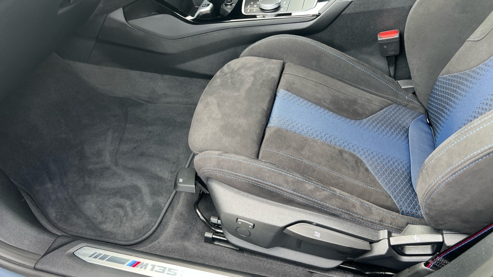 Used BMW 1 Series 2024 for sale - 76869444: Photo 31