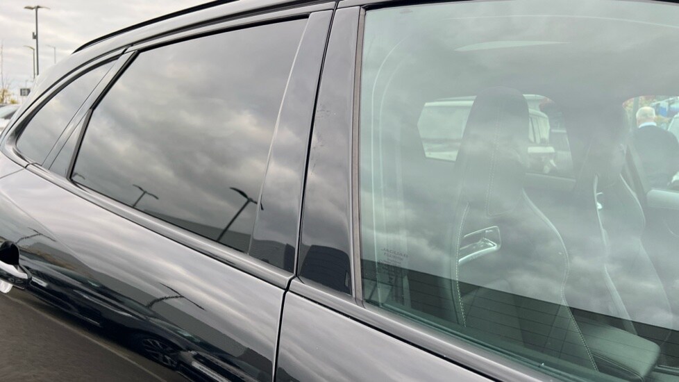 Used Jaguar F-Pace 2023 for sale - 76117043: Photo 36