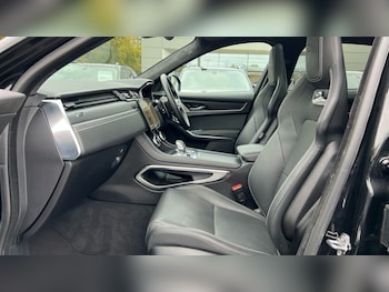 Used Jaguar F-Pace 2023 for sale - 76117043: Photo