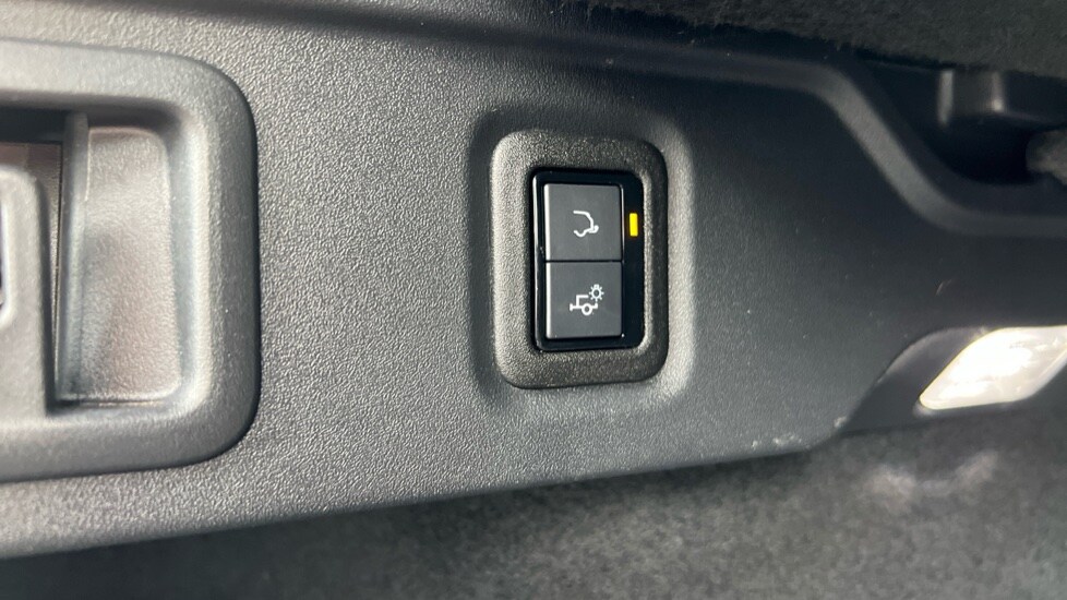 Used Jaguar F-Pace 2023 for sale - 76117043: Photo 58