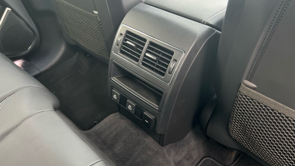 Used Jaguar F-Pace 2024 for sale - 76116739: Photo 18