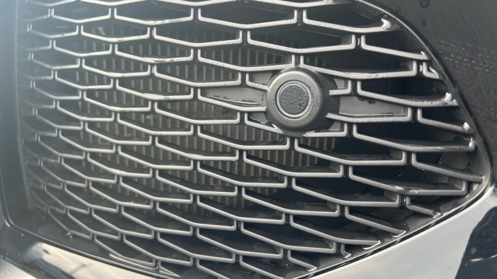 Used Jaguar F-Pace 2024 for sale - 76116739: Photo 23