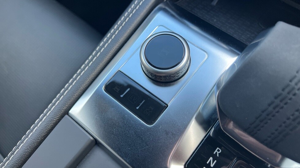 Used Jaguar F-Pace 2024 for sale - 76116739: Photo 40