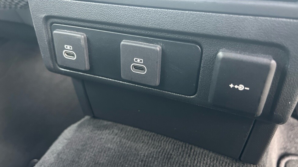 Used Jaguar F-Pace 2024 for sale - 76116739: Photo 48