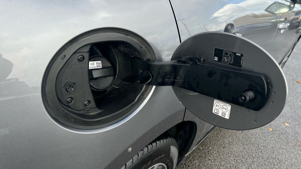 Used Jaguar F-Pace 2024 for sale - 76116739: Photo 49