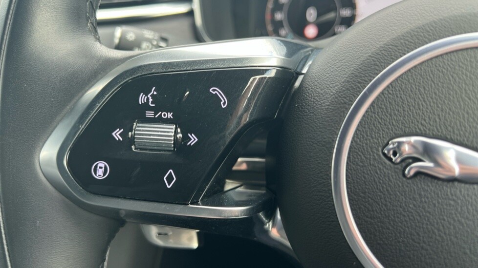 Used Jaguar F-Pace 2024 for sale - 76116739: Photo 59