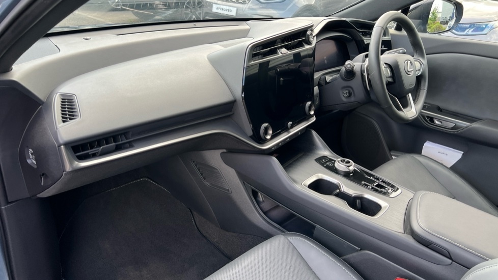 Used Lexus RZ 2024 for sale - 76587060: Photo 10