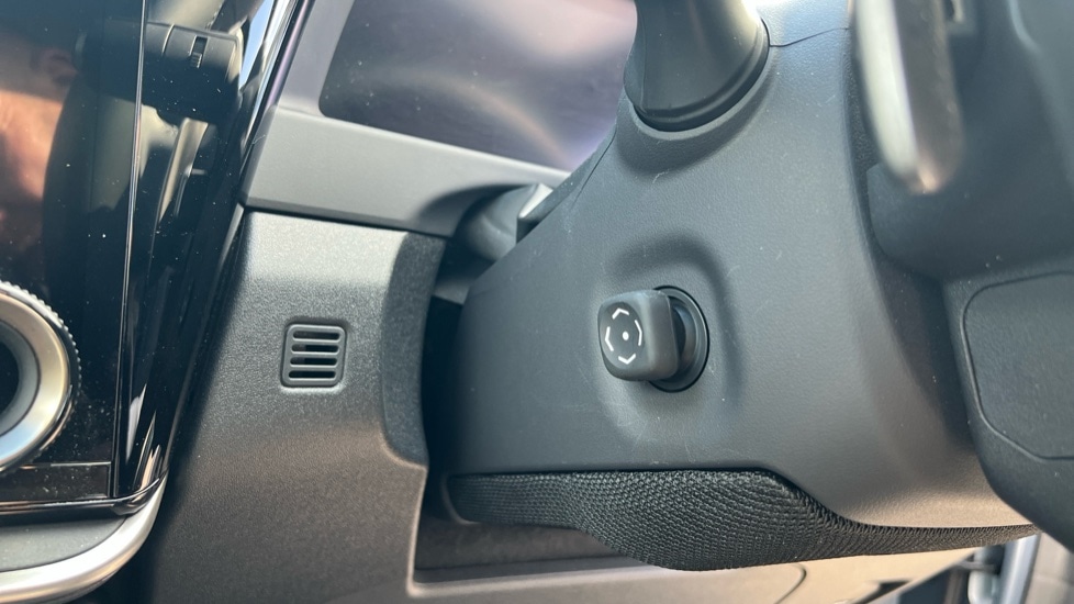 Used Lexus RZ 2024 for sale - 76587060: Photo 52