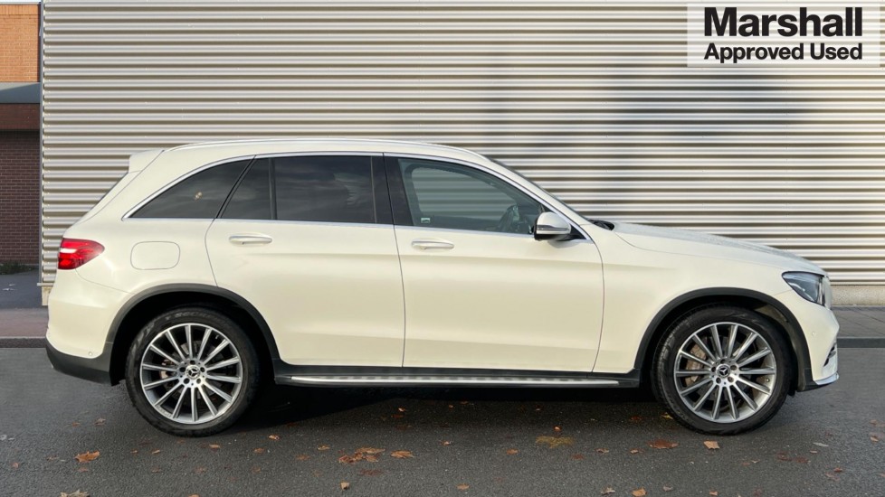 Used Mercedes-Benz GLC 2018 for sale - 76872854: Photo 2