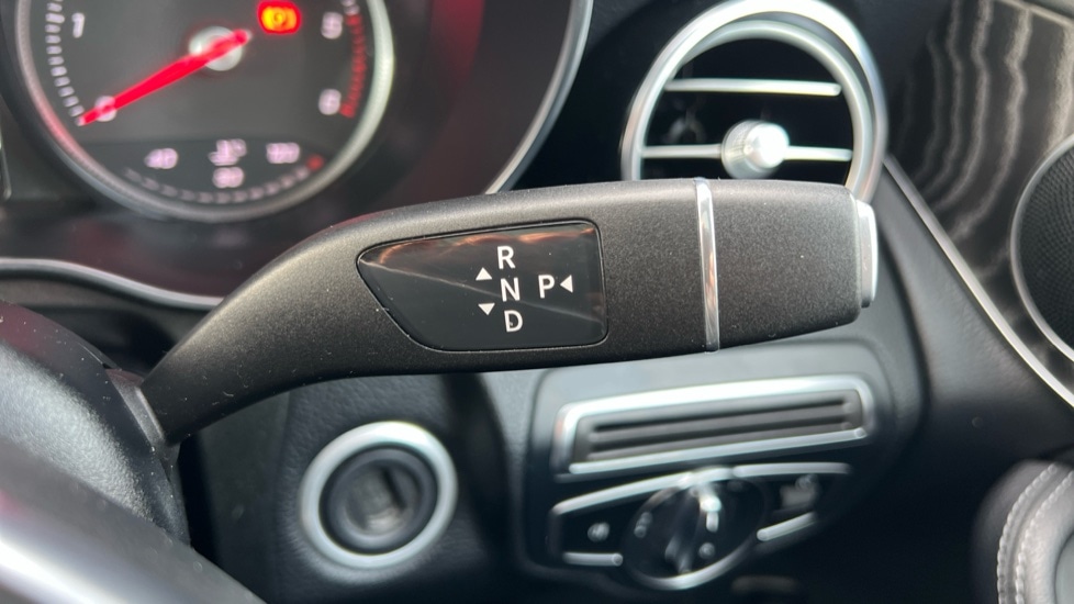 Used Mercedes-Benz GLC 2018 for sale - 76872854: Photo 24