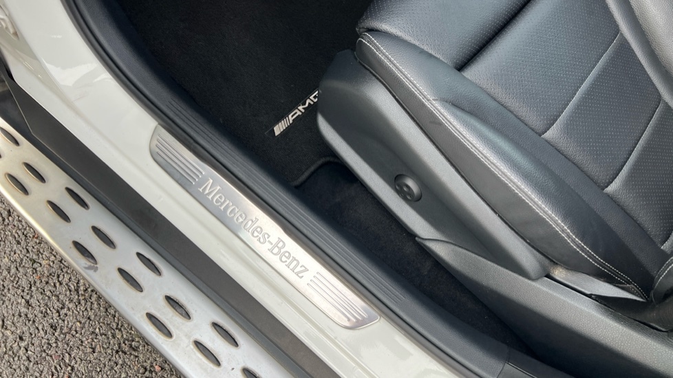 Used Mercedes-Benz GLC 2018 for sale - 76872854: Photo 37