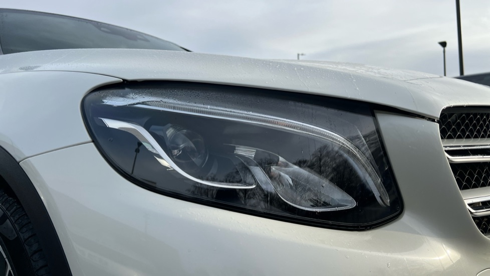 Used Mercedes-Benz GLC 2018 for sale - 76872854: Photo 41