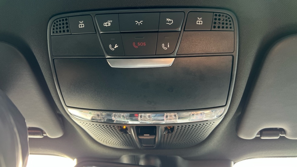 Used Mercedes-Benz GLC 2018 for sale - 76872854: Photo 46