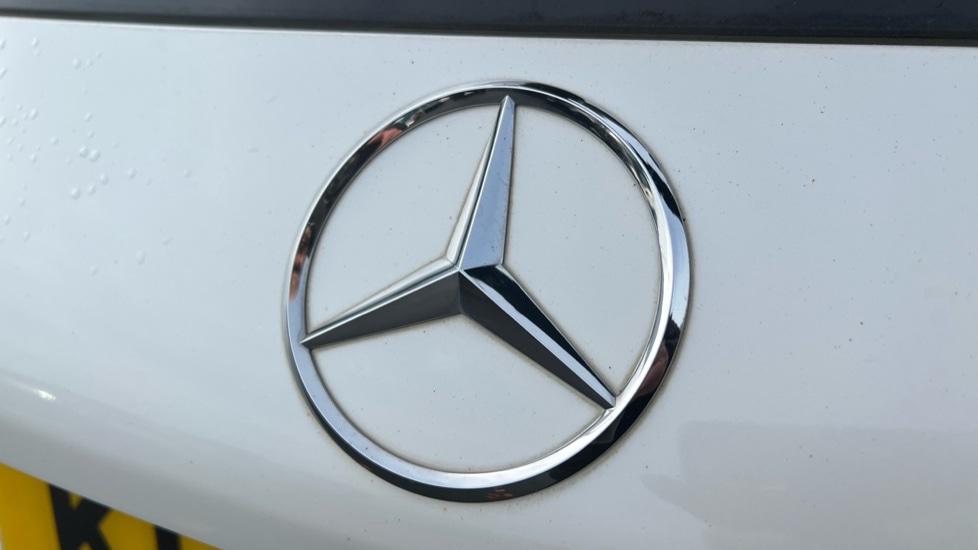 Used Mercedes-Benz GLC 2018 for sale - 76872854: Photo 61