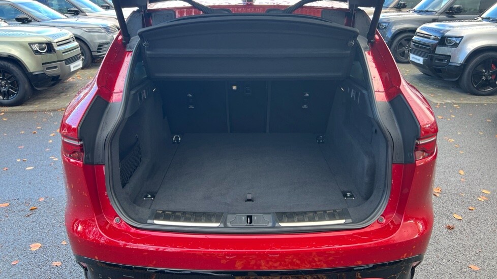 Used Jaguar F-Pace 2023 for sale - 76870306: Photo 10