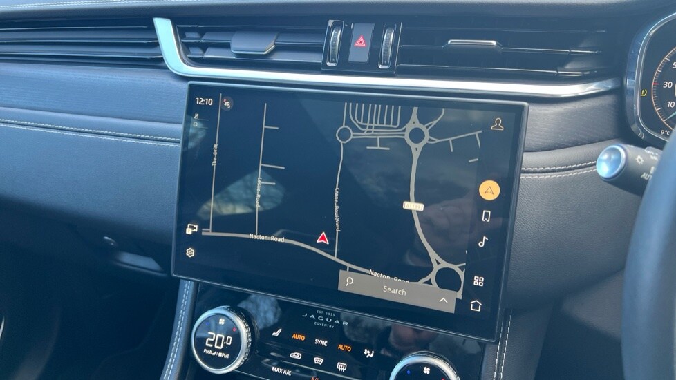 Used Jaguar F-Pace 2023 for sale - 76870306: Photo 11