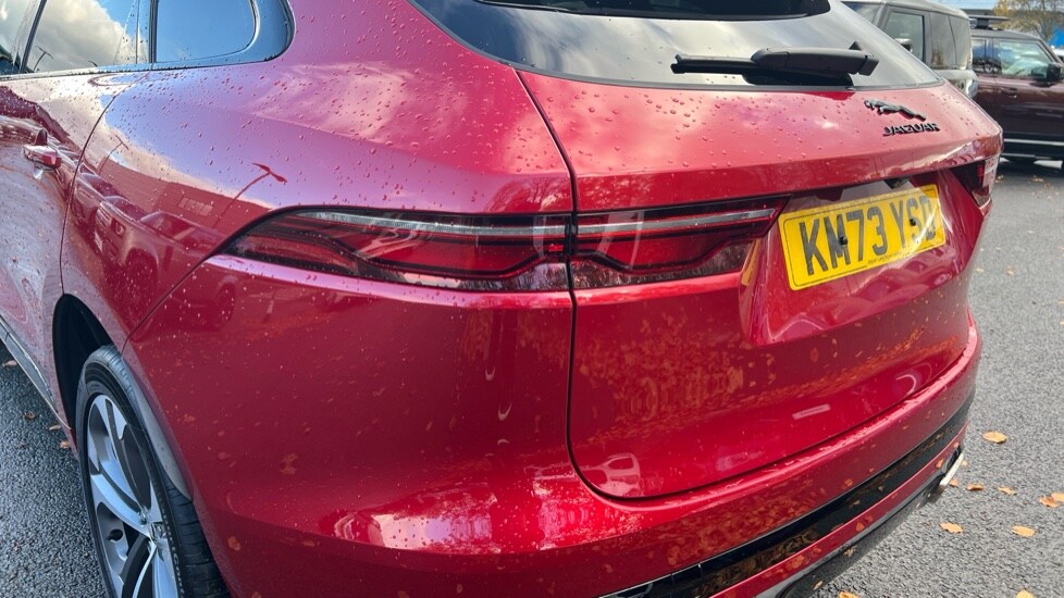 Used Jaguar F-Pace 2023 for sale - 76870306: Photo 19