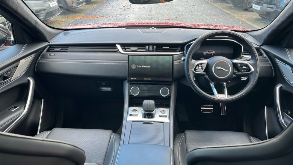 Used Jaguar F-Pace 2023 for sale - 76870306: Photo 9