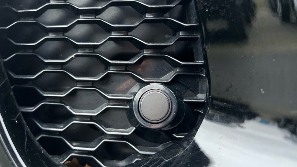 Used Jaguar F-Type 2018 for sale - 76927791: Photo 25