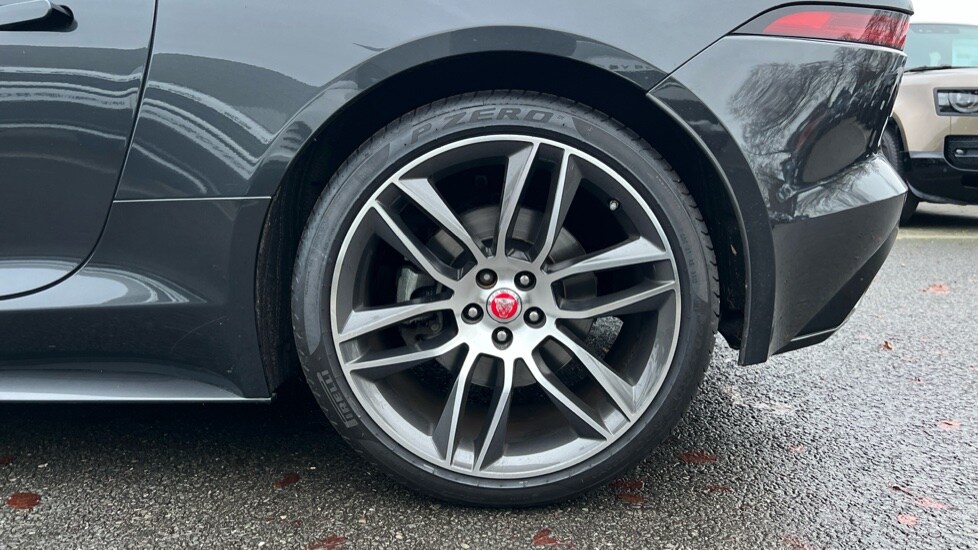 Used Jaguar F-Type 2018 for sale - 76927791: Photo 27