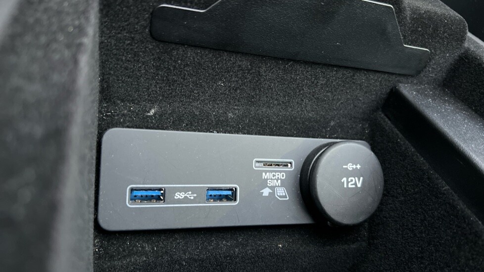 Used Jaguar F-Type 2018 for sale - 76927791: Photo 39