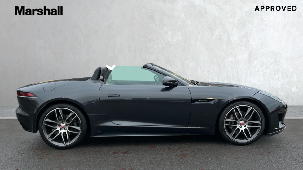 Used Jaguar F-Type 2018 for sale - 76927791: Photo 5
