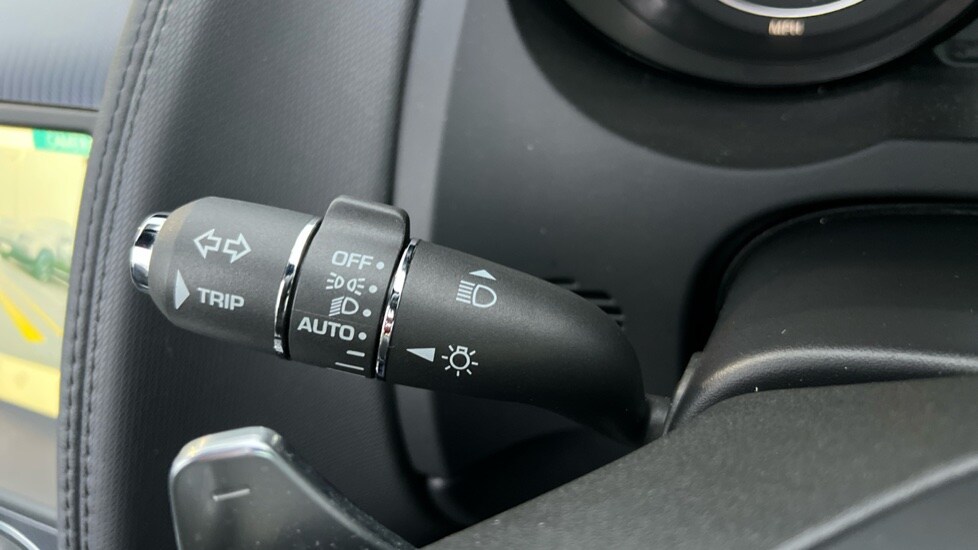 Used Jaguar F-Type 2018 for sale - 76927791: Photo 53