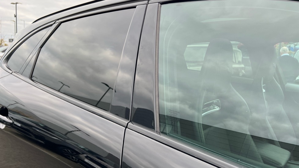 Used Jaguar F-Pace 2023 for sale - 76871455: Photo 36