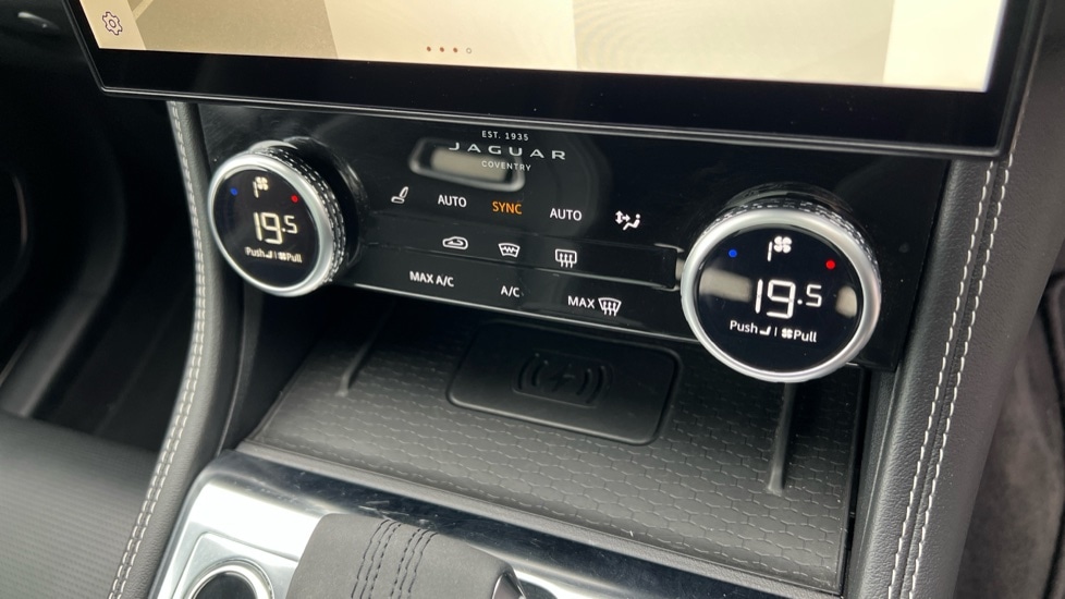 Used Jaguar F-Pace 2023 for sale - 76871455: Photo 46