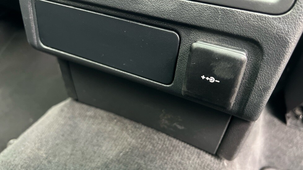 Used Jaguar F-Pace 2023 for sale - 76871455: Photo 52