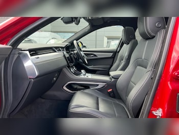 Used Jaguar F-Pace 2023 for sale - 75471567: Photo