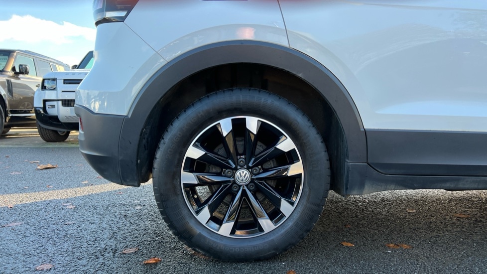 Used Volkswagen T-Cross 2020 for sale - 76873087: Photo 19