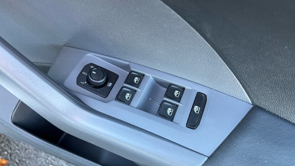 Used Volkswagen T-Cross 2020 for sale - 76873087: Photo 40