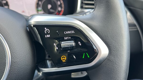 Used Jaguar F-Pace 2023 for sale - 75735239: Photo 62